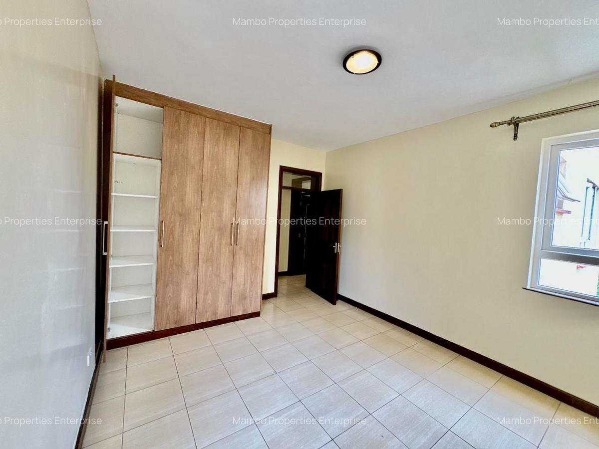 2 Bed Apartment with En Suite at Brookside Drive - 6