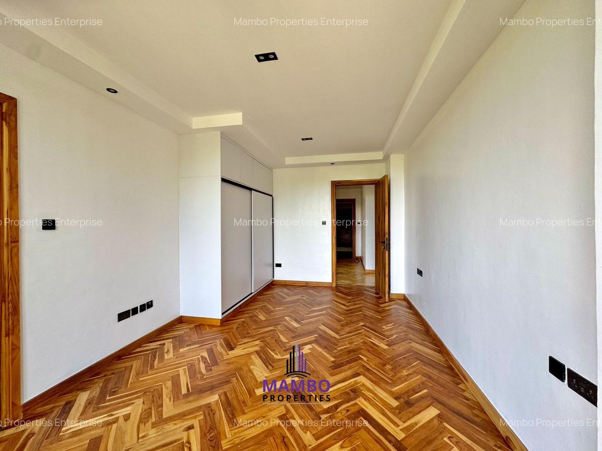 4 Bed Apartment with En Suite at Peponi Rd - 16