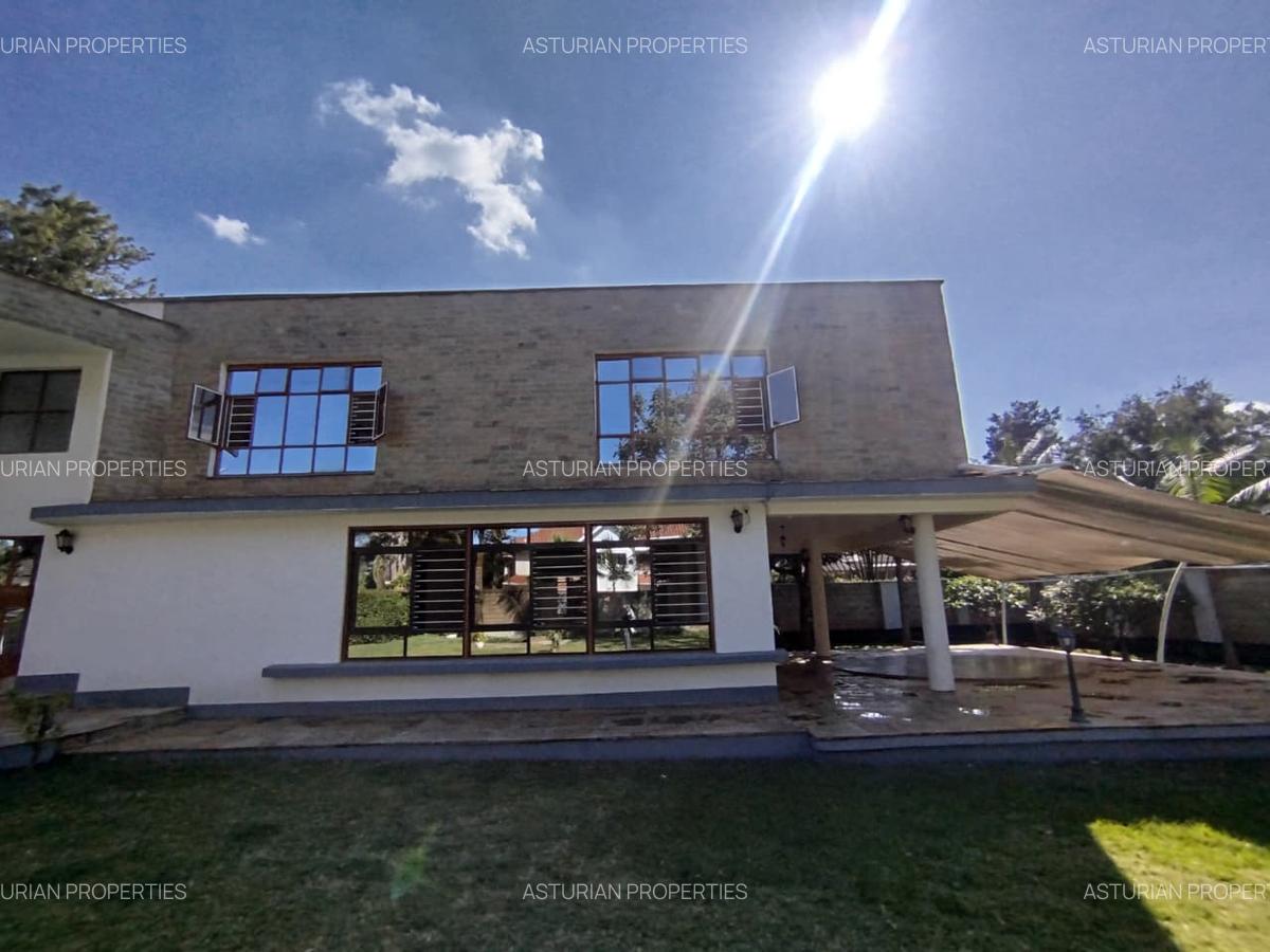 4 Bed Townhouse with En Suite in Runda - 11