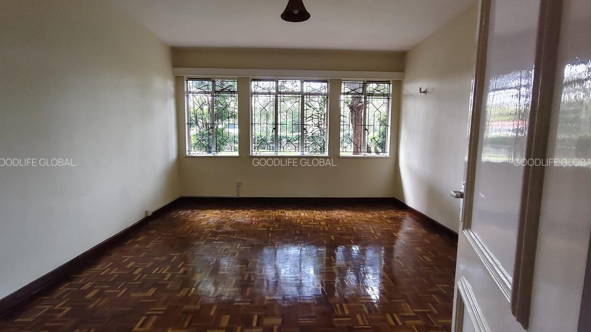 5 Bed House with En Suite at Gigiri - 12