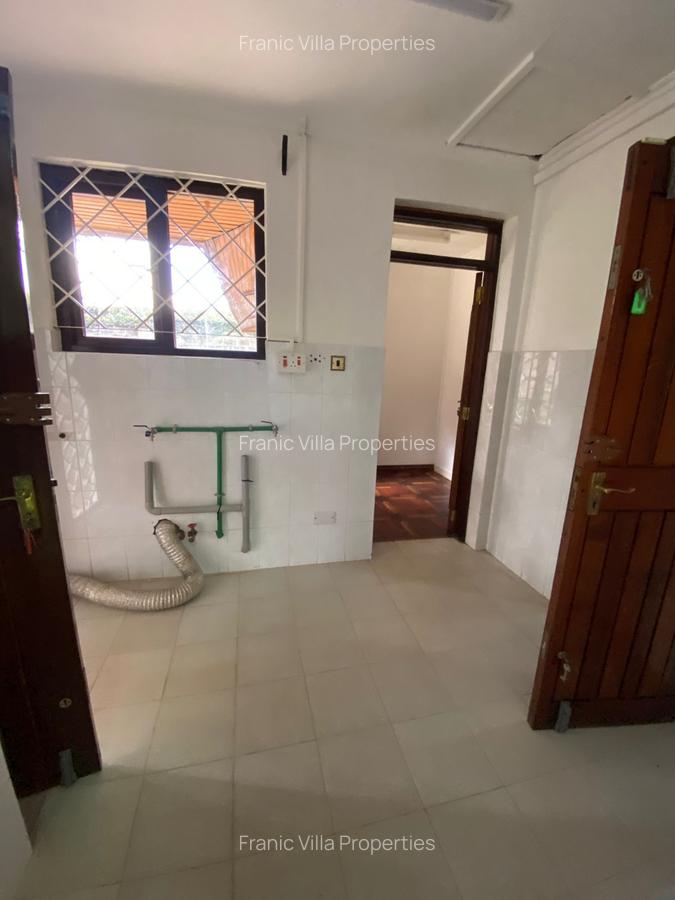 4 Bed House with En Suite at Runda - 16