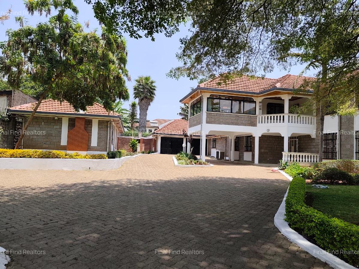 6 Bed House with Garden in Runda - 2