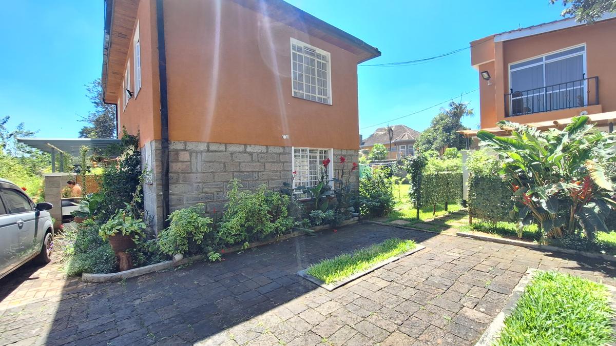 2 Bed Townhouse with En Suite in Nyari - 17