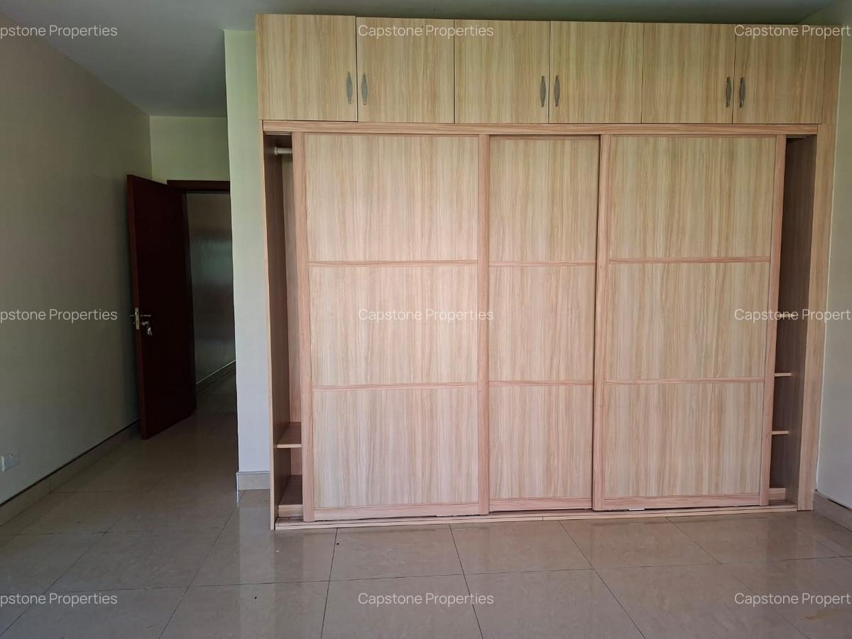 4 Bed Townhouse with En Suite in Runda - 17