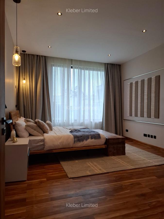 4 Bed Villa with En Suite in Loresho - 14