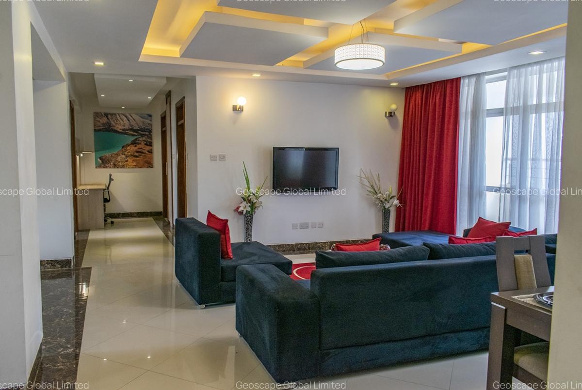 3 Bed Apartment with En Suite in Lavington - 2