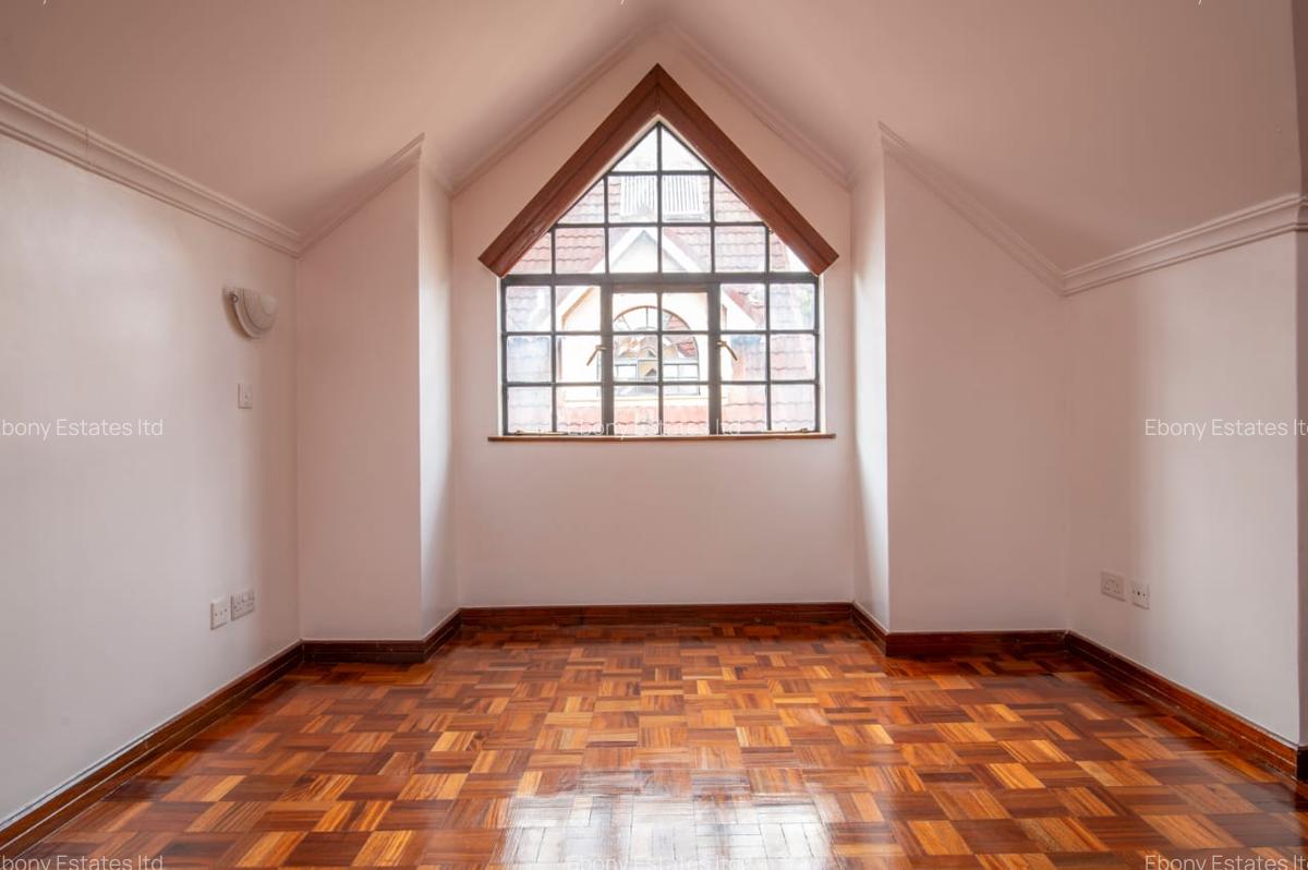 5 Bed Townhouse with Staff Quarters in Lavington - 10