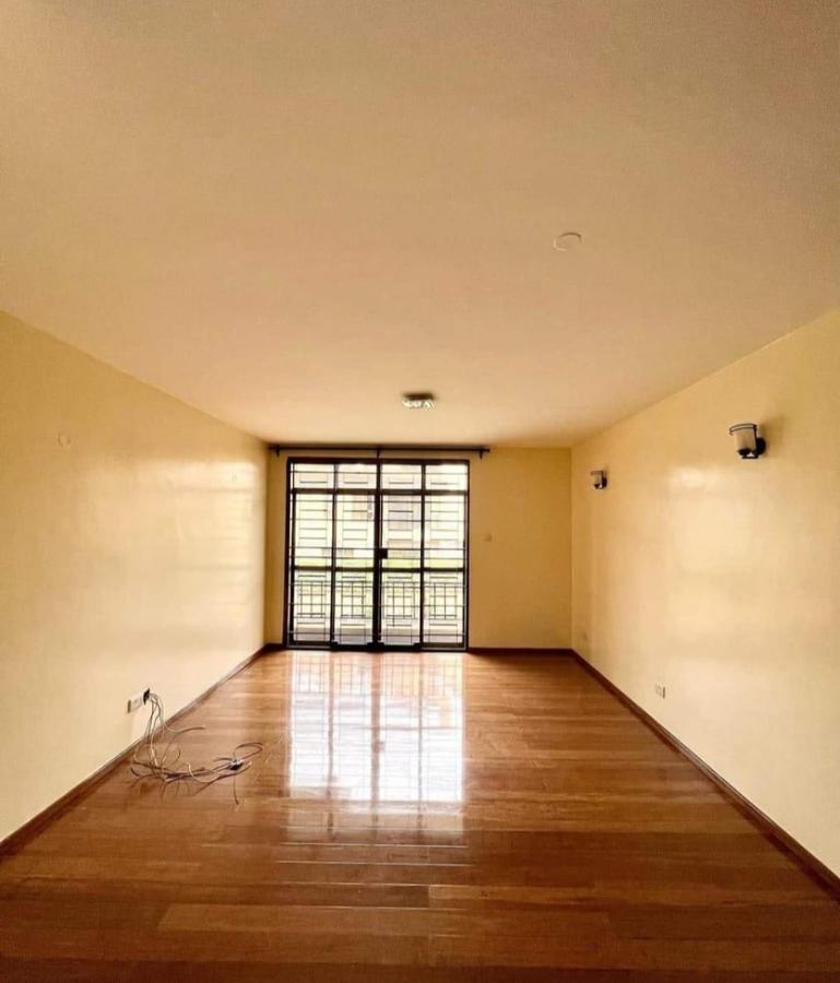 5 Bed Townhouse with En Suite in Lavington - 8