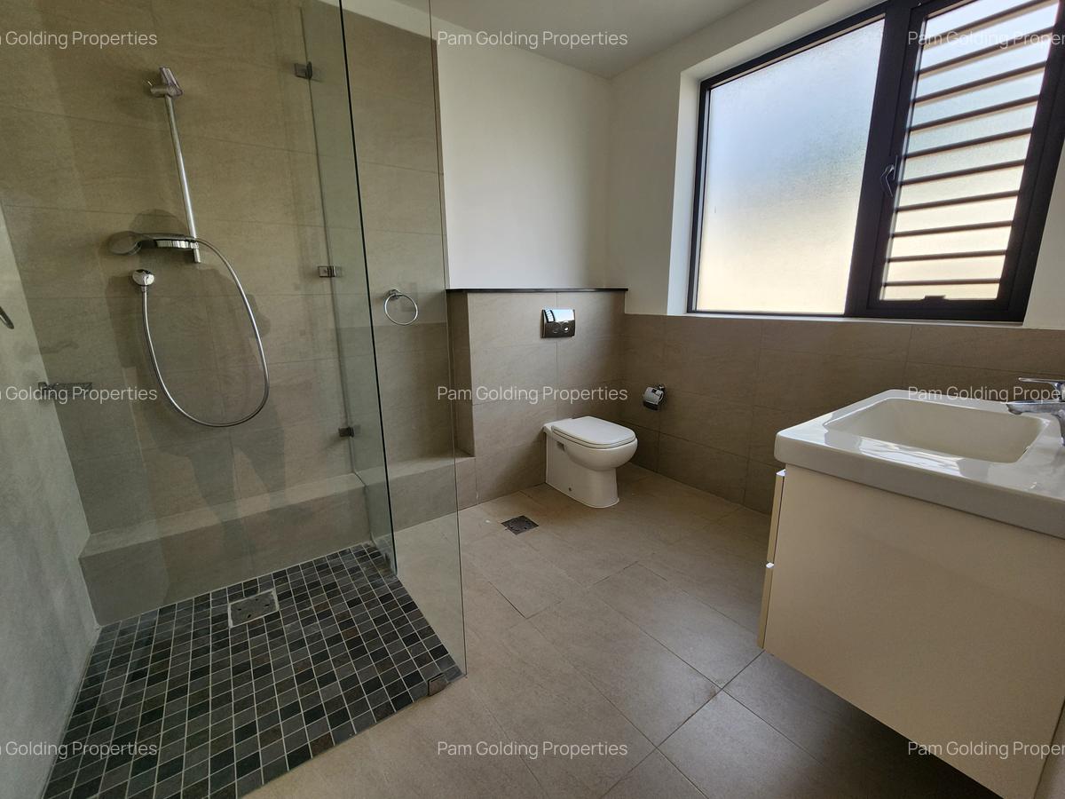 4 Bed Townhouse with Swimming Pool in Thika Road - 12