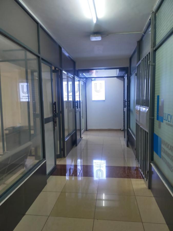 550 ft² Office with Backup Generator in Westlands Area - 4