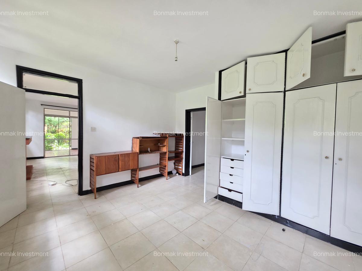 4 Bed Townhouse with En Suite at Near Lavington Mall. - 15