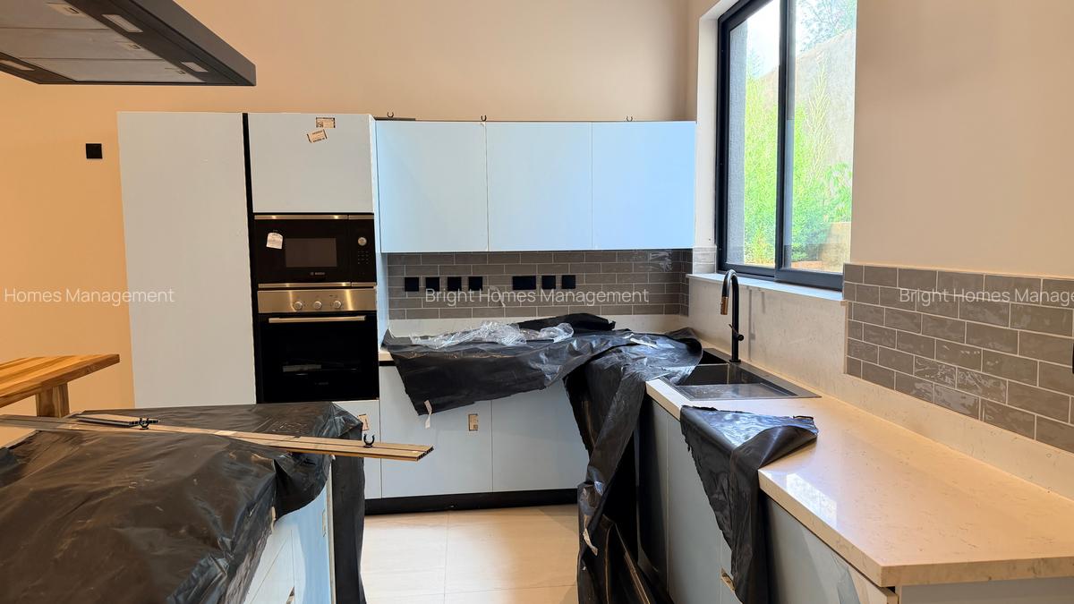 5 Bed Apartment with En Suite in Loresho - 11