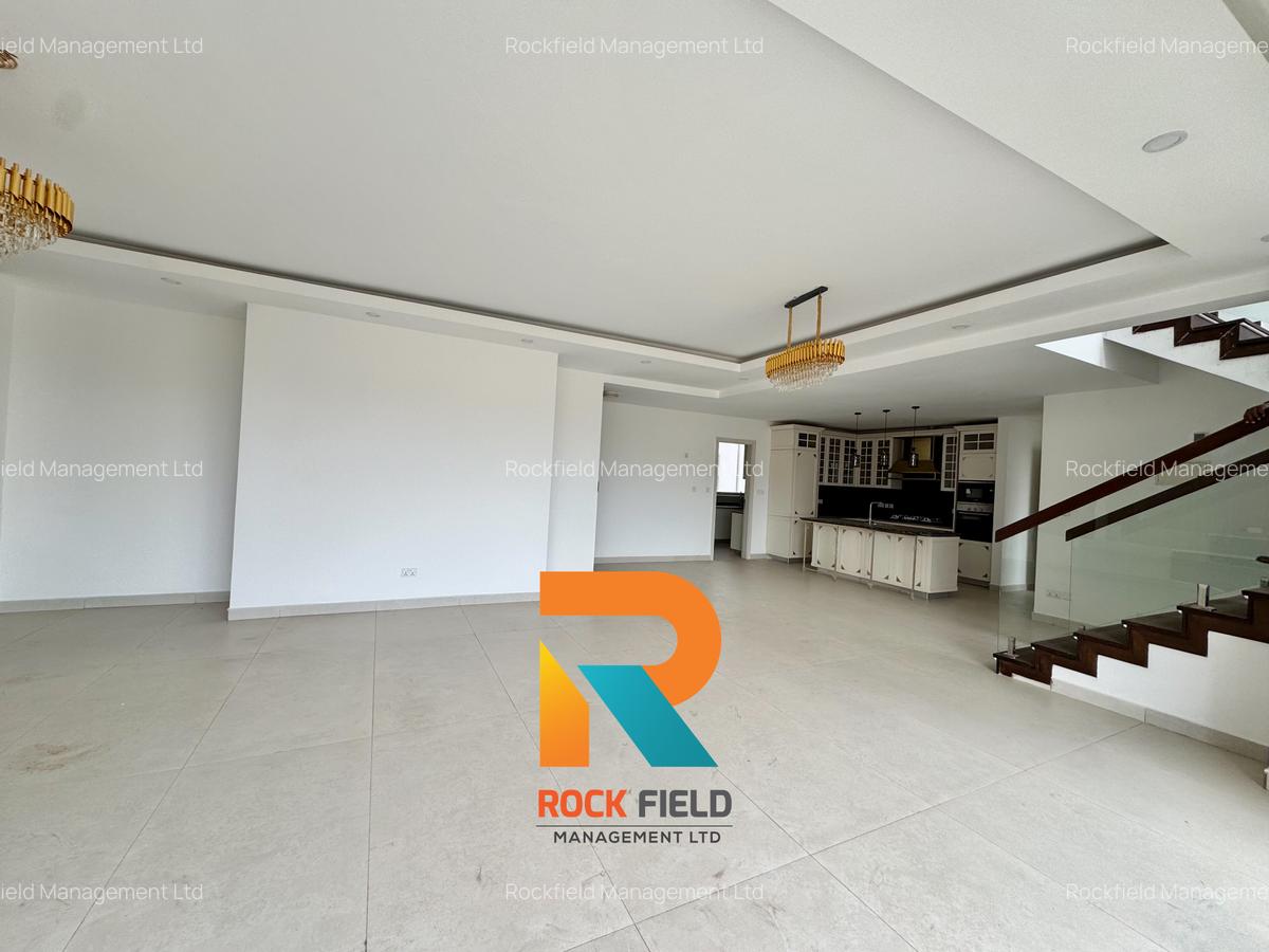 4 Bed Apartment with En Suite in General Mathenge - 3