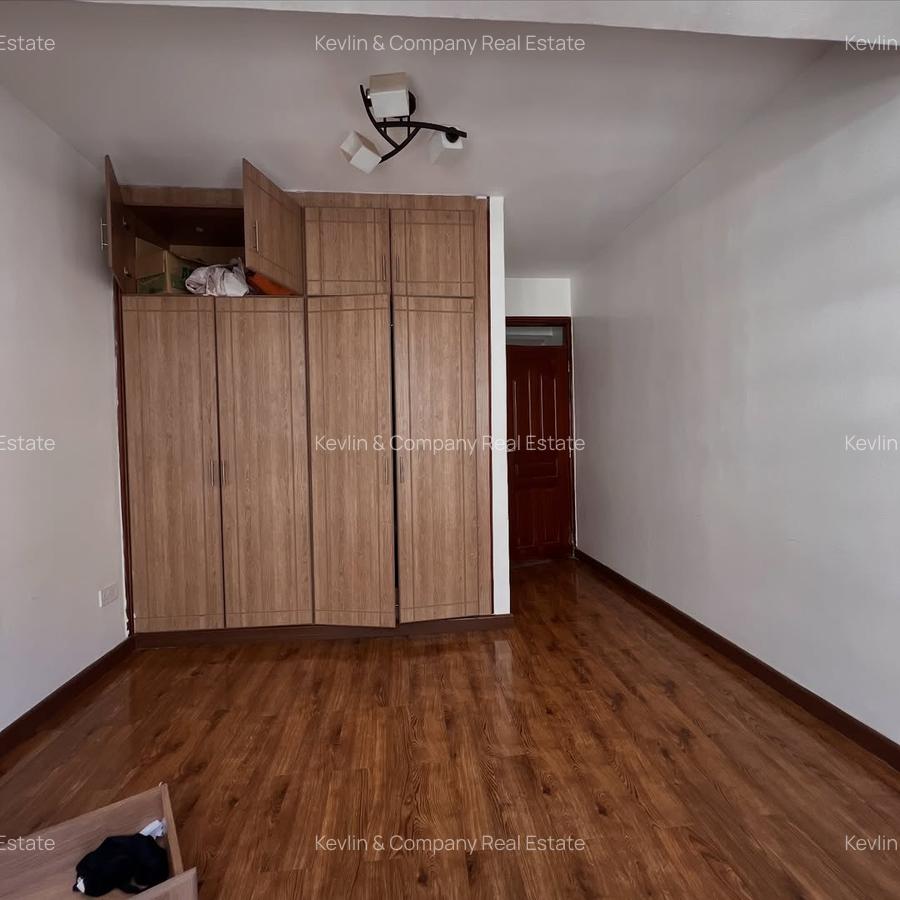 3 Bed Apartment with En Suite in Lavington - 14