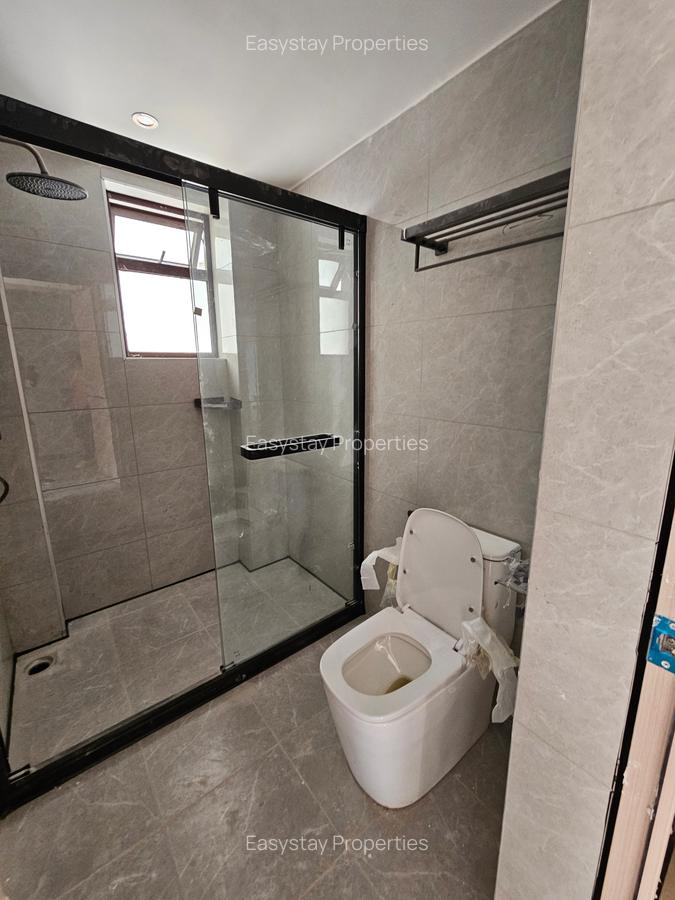 3 Bed Apartment with En Suite in Riverside - 9