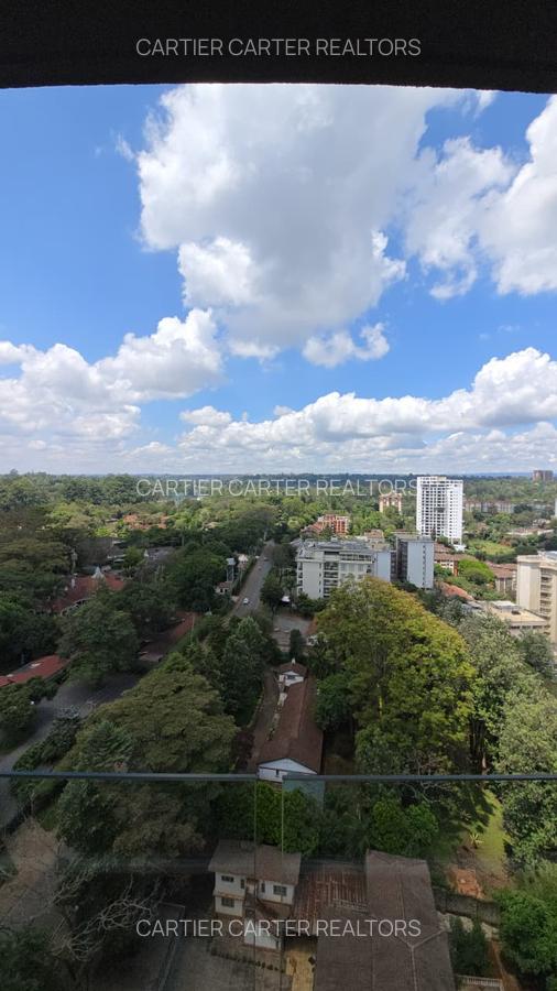 Serviced 2 Bed Apartment with En Suite in Brookside - 11