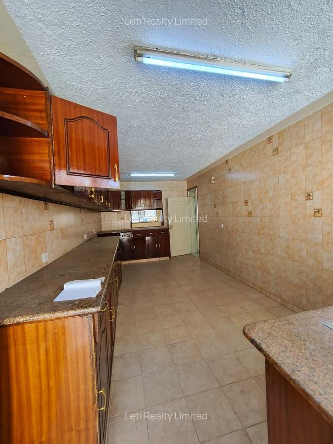 4 Bed Townhouse with En Suite in Kileleshwa - 6