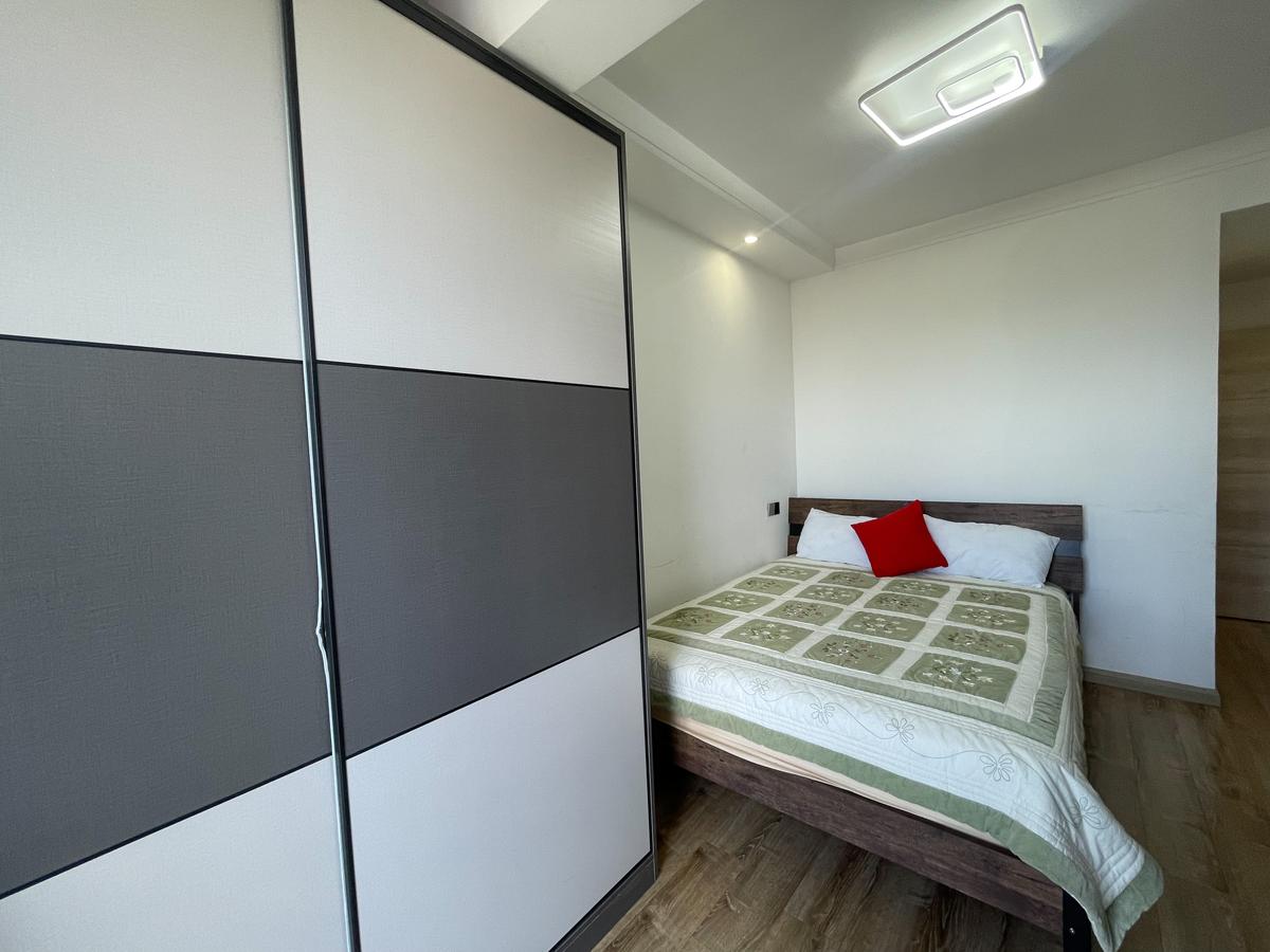 4 Bed Apartment with En Suite in Lavington - 10
