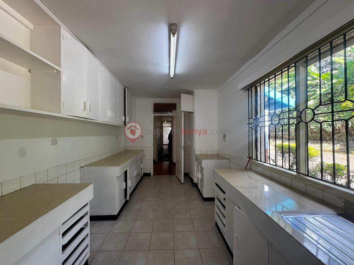 4 Bed House with Staff Quarters in Loresho - 10