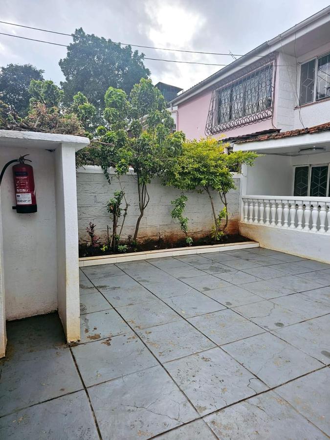 3 Bed Townhouse with En Suite at Gitanga Road - 19