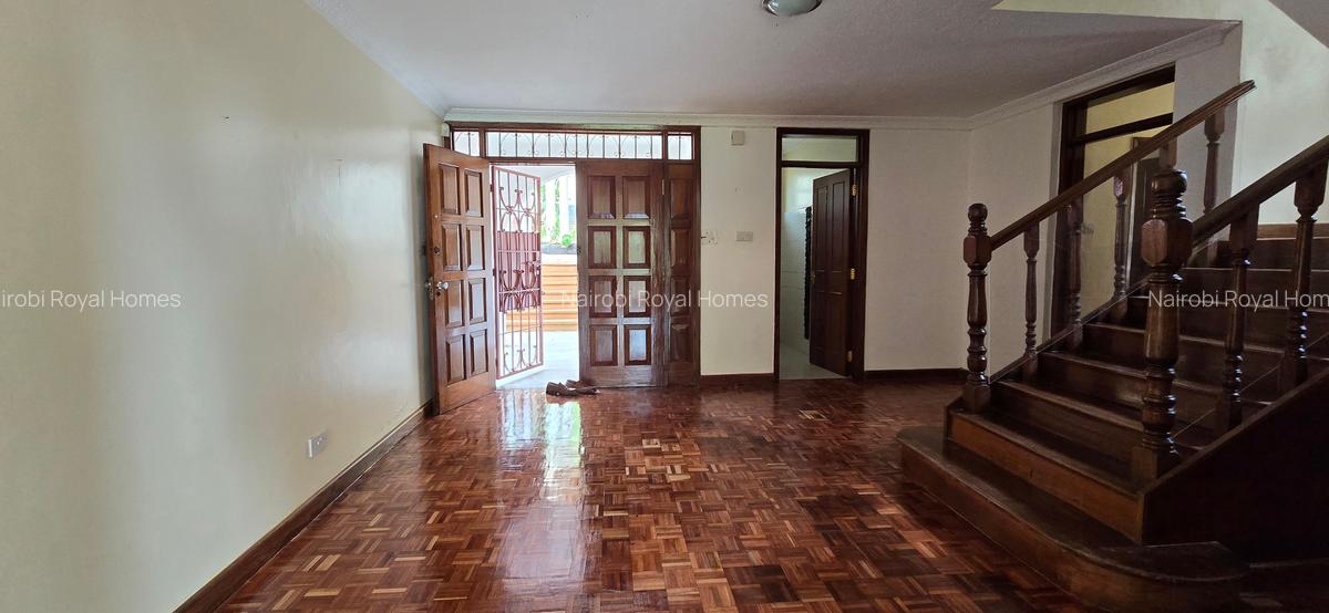 5 Bed House with En Suite at Mimosa Drive - 9