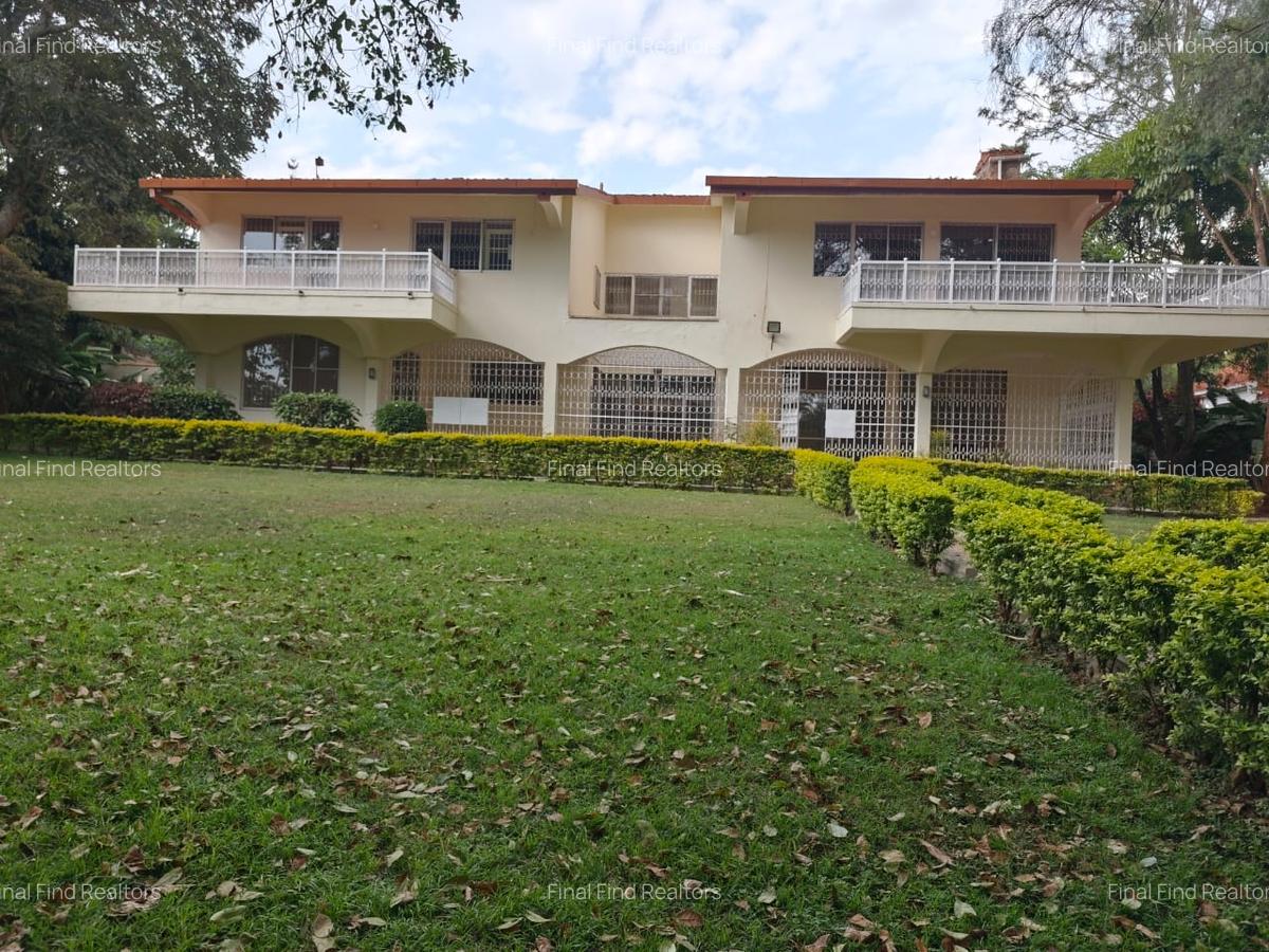 5 Bed House with Garden in Runda - 2