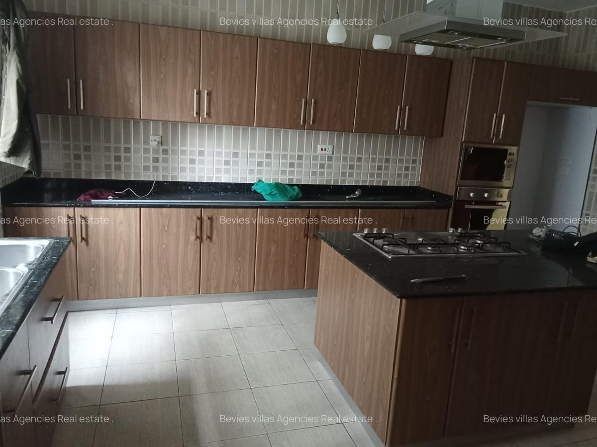 3 Bed Apartment with En Suite at Westlands - 6