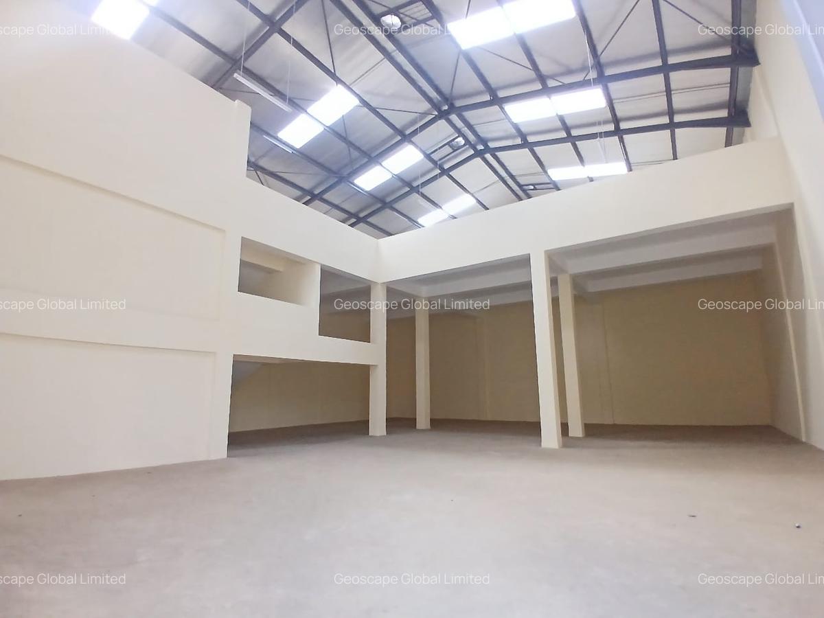 7,100 ft² Warehouse with Parking in Ruaraka - 5