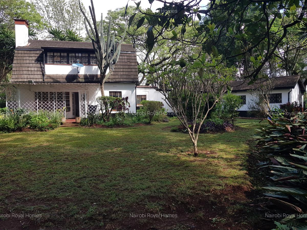 3 Bed House with En Suite at Rosslyn Lonetree - 4