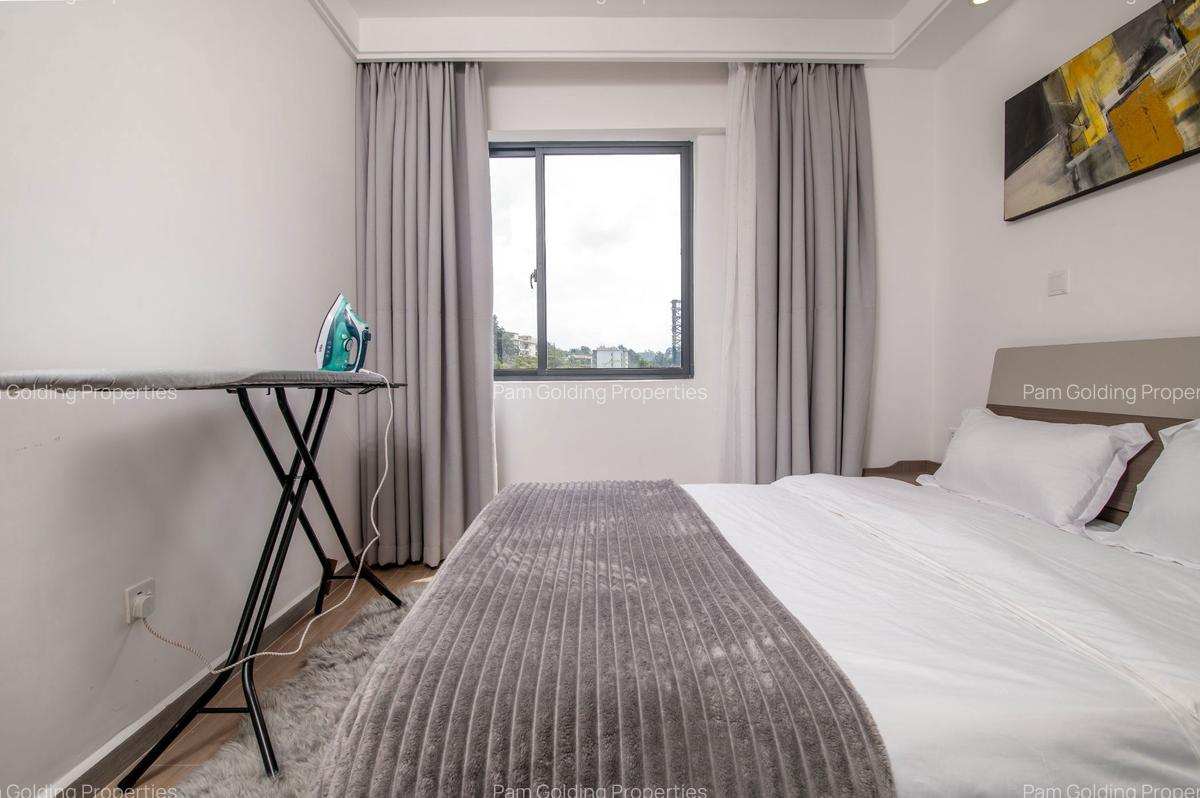 2 Bed Apartment with En Suite in Riverside - 11