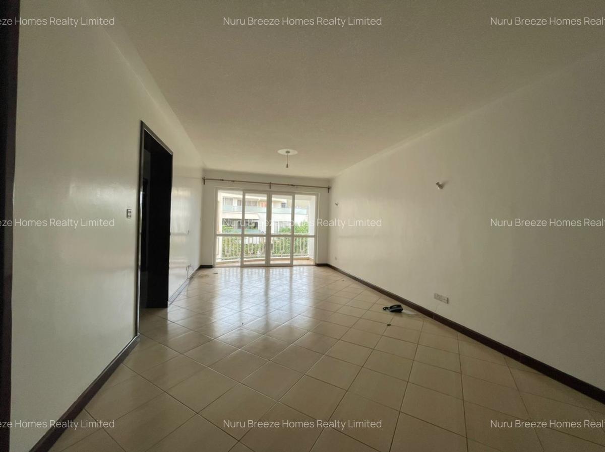 2 Bed Apartment with En Suite in Brookside - 20