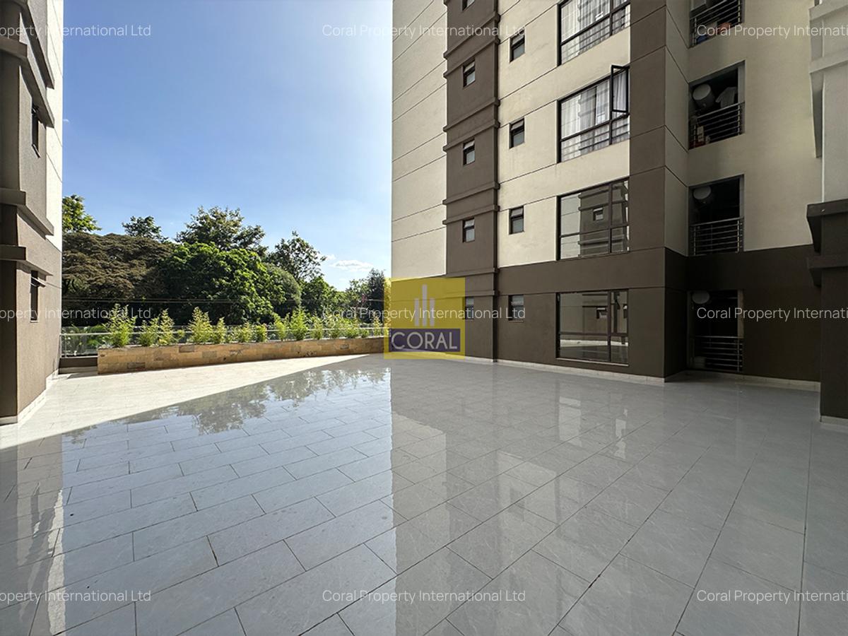 2 Bed Apartment in Riverside - 11