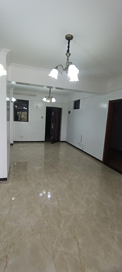 2 Bed Apartment with En Suite in Kilimani - 11