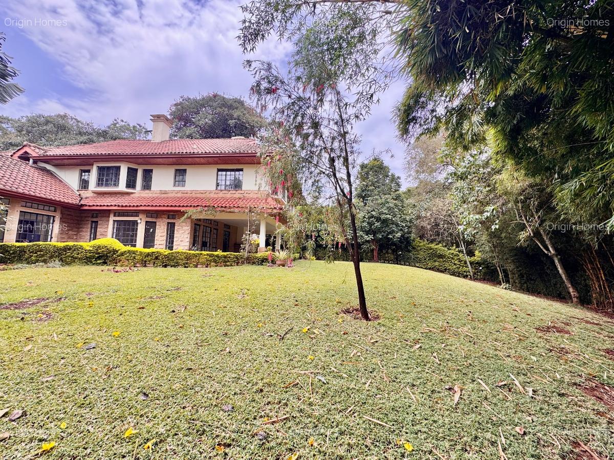 5 Bed House with En Suite at Rosslyn - 20