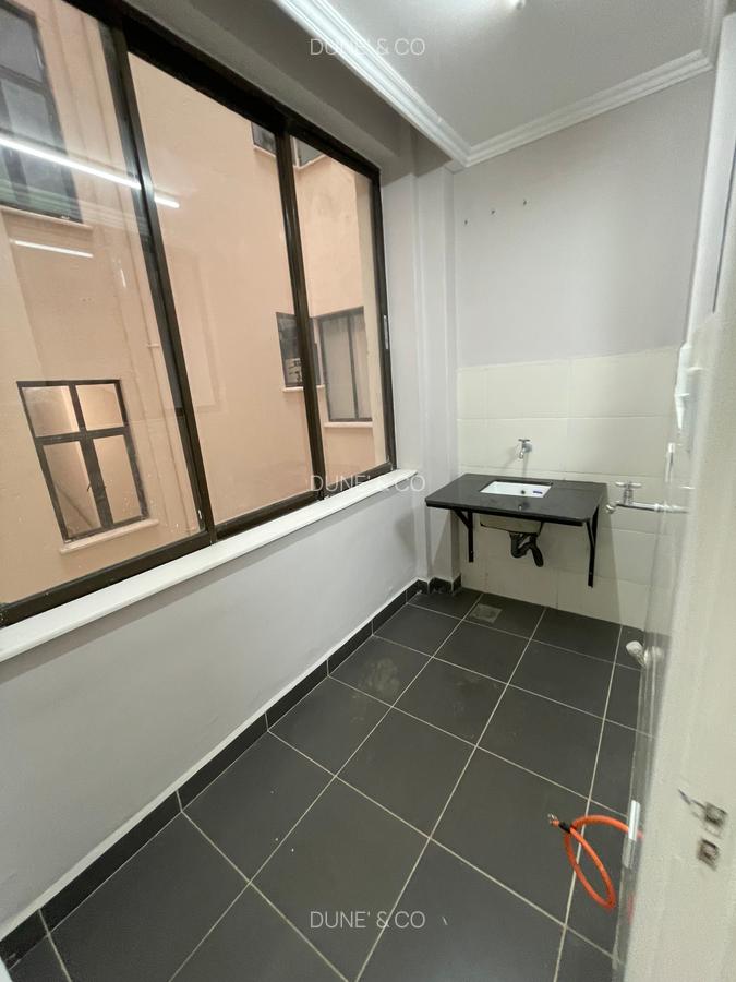 2 Bed Apartment with En Suite in Kileleshwa - 8
