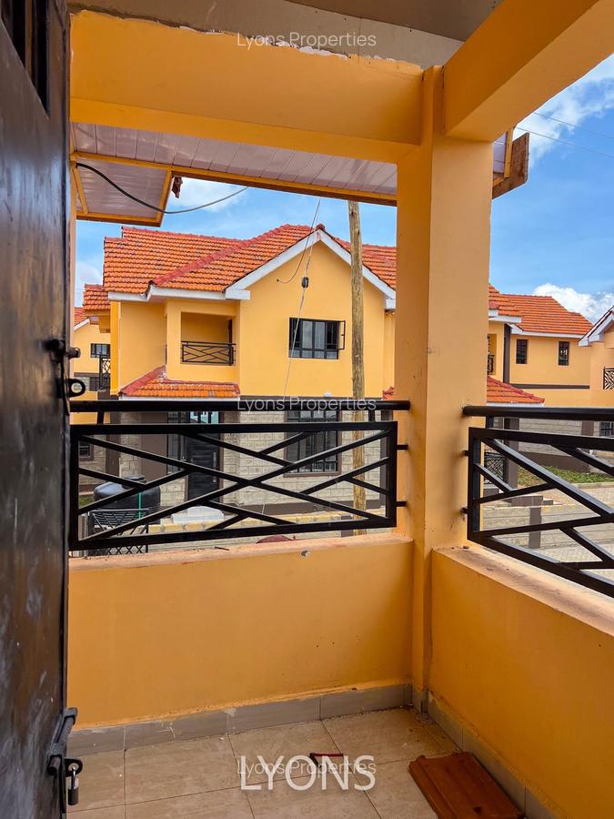 4 Bed Townhouse with En Suite at Rimpa - 8