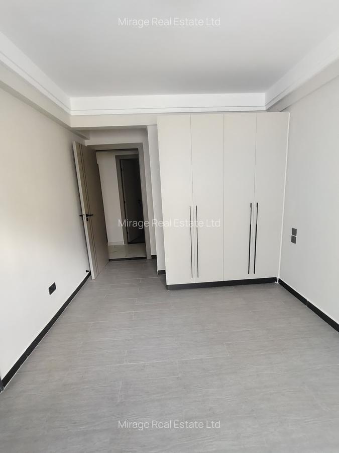 4 Bed Apartment with Gym in Kilimani - 9
