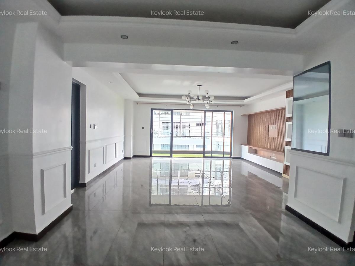 4 Bed Apartment with En Suite at Lavington - 17