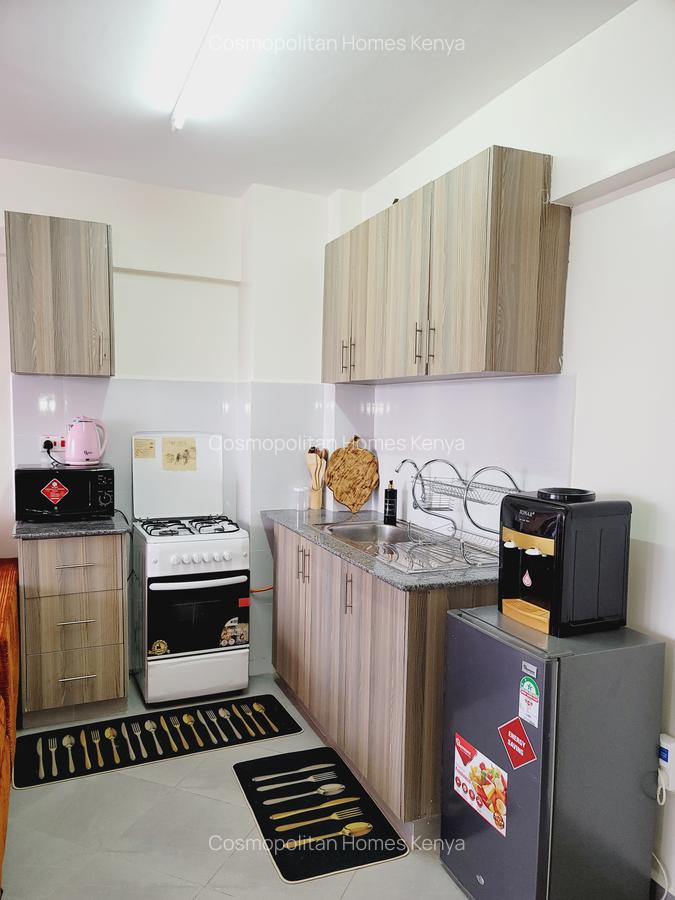 Serviced 1 Bed Apartment with En Suite at Grand Midtown Apartments - 11