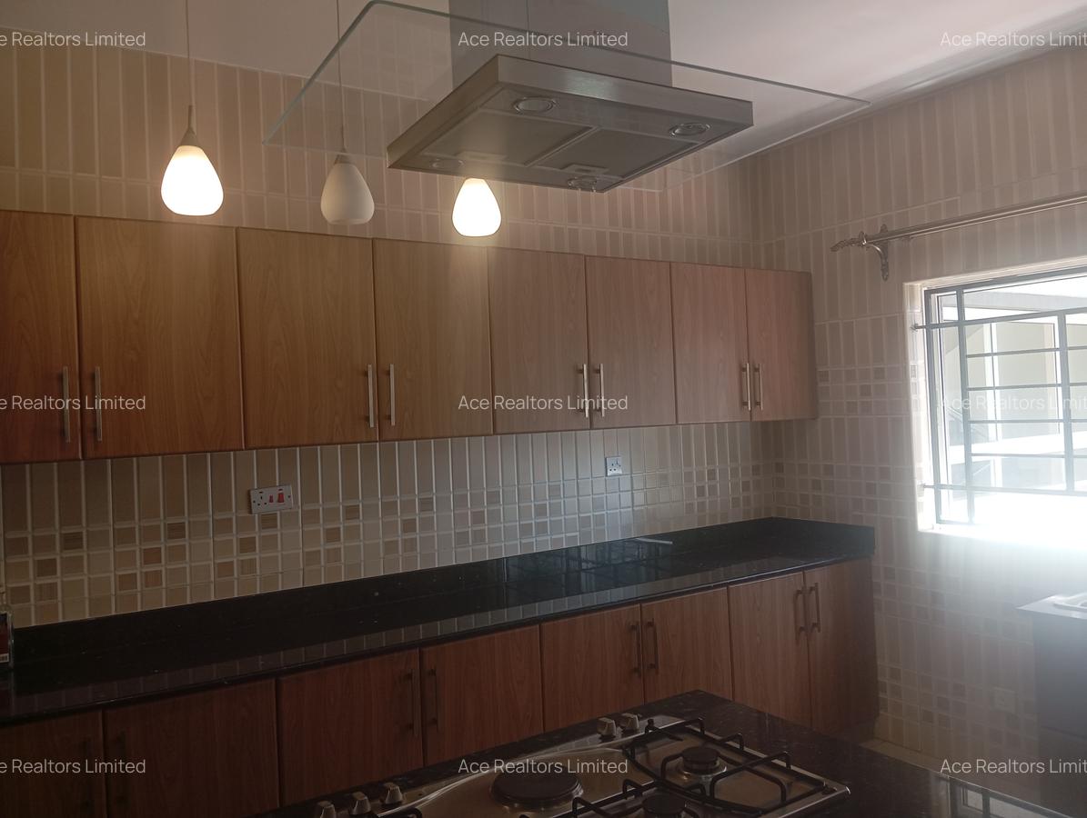 3 Bed Apartment with En Suite at Rhapta Road - 7