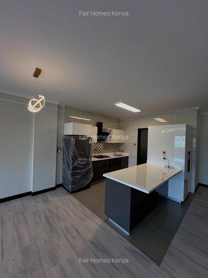 2 Bed Apartment with En Suite at Riverside Drive - 3