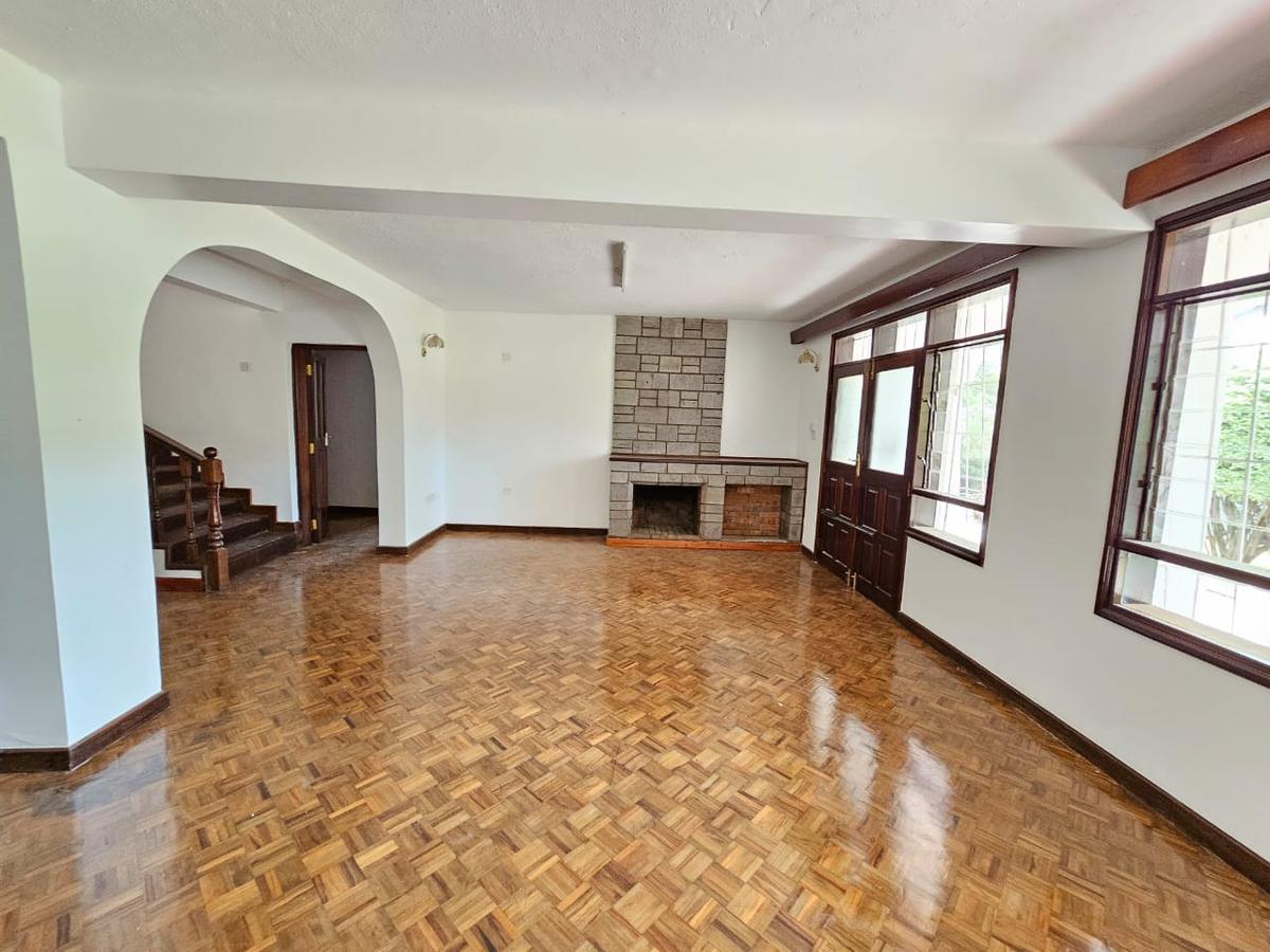 6 Bed House with En Suite in Gigiri - 10