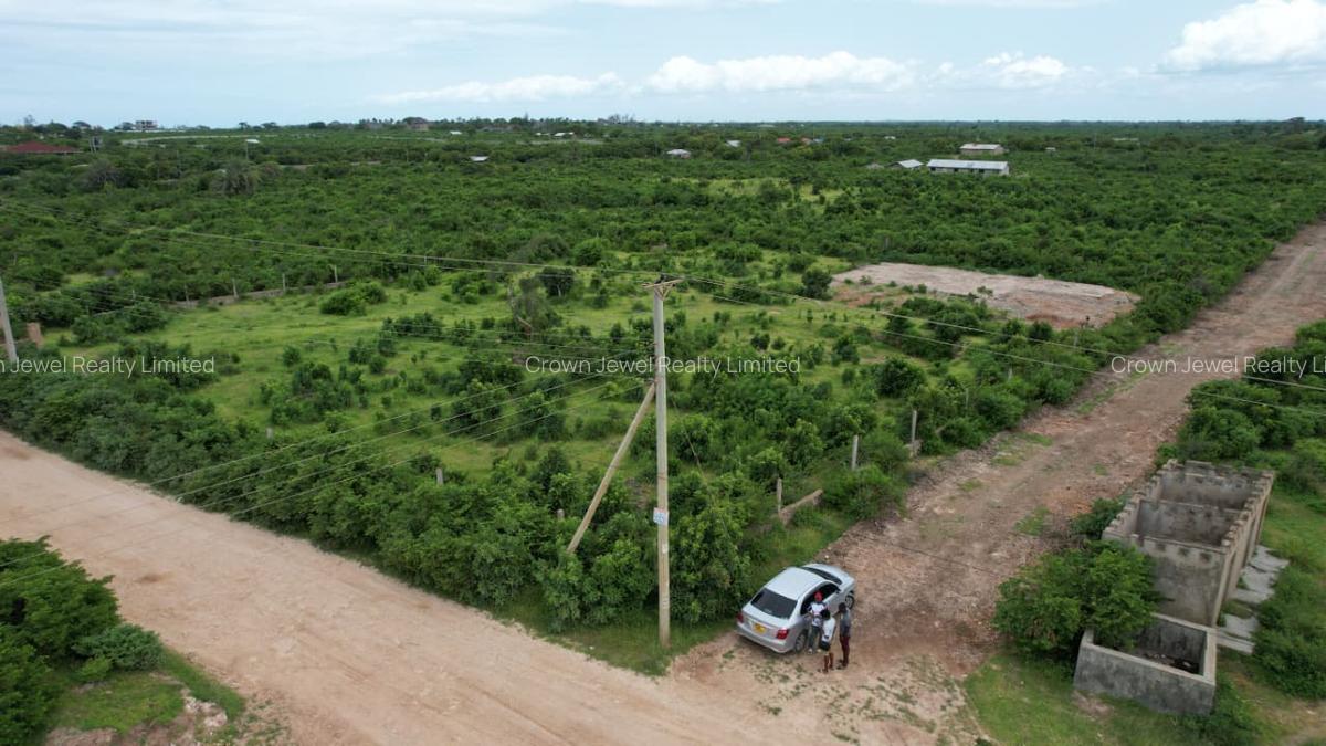 Land in Malindi - 2