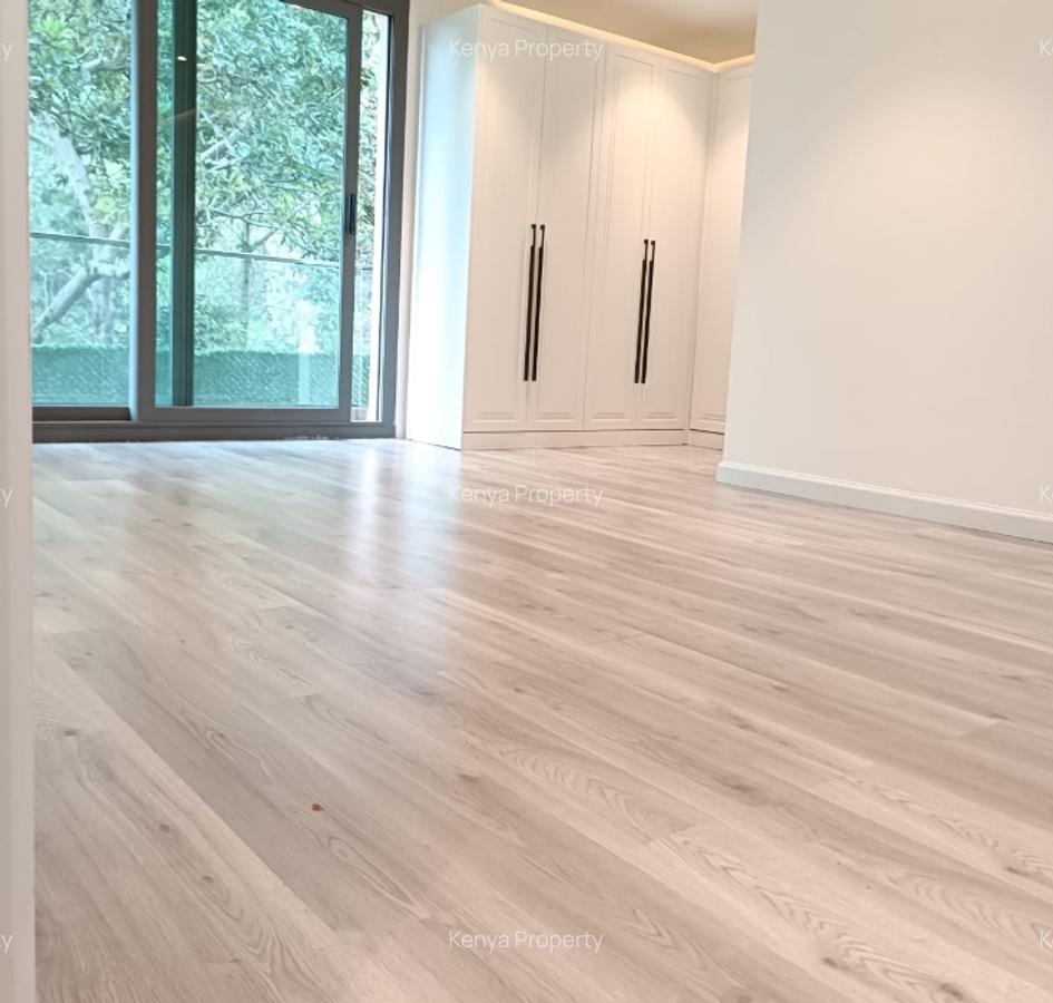 5 Bed Villa with En Suite at Chalbi Drive - 6