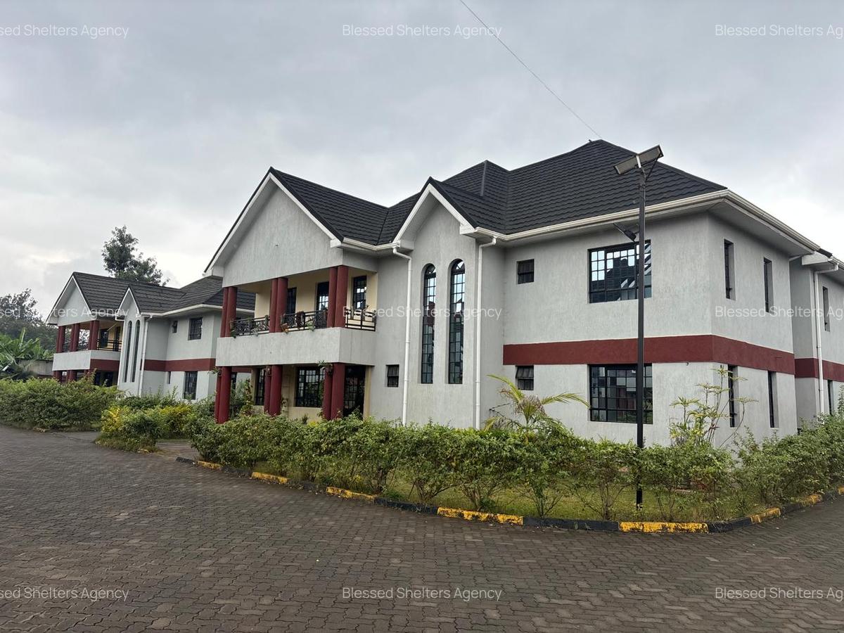 5 Bed Villa with En Suite in Kiambu Road - 2