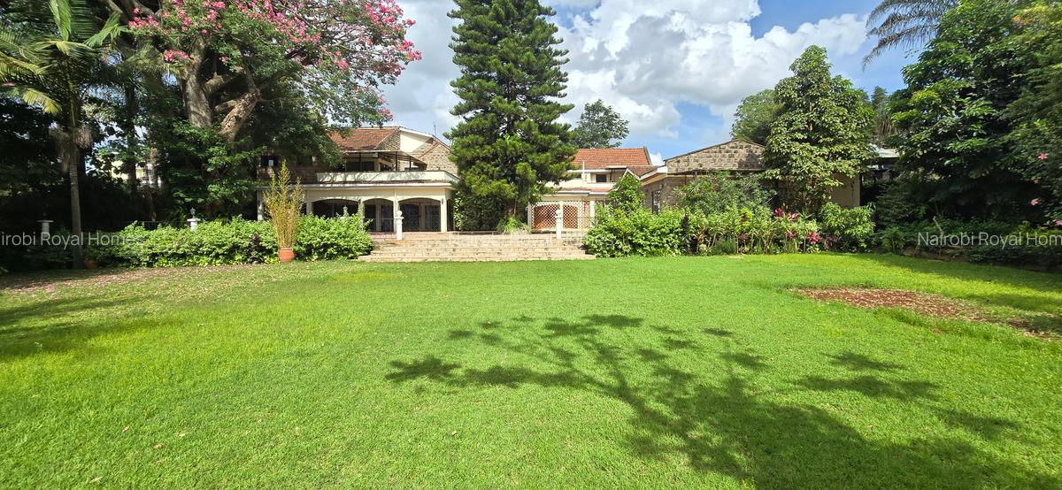 6 Bed House with En Suite at Lavington Off James Gichuru - 4