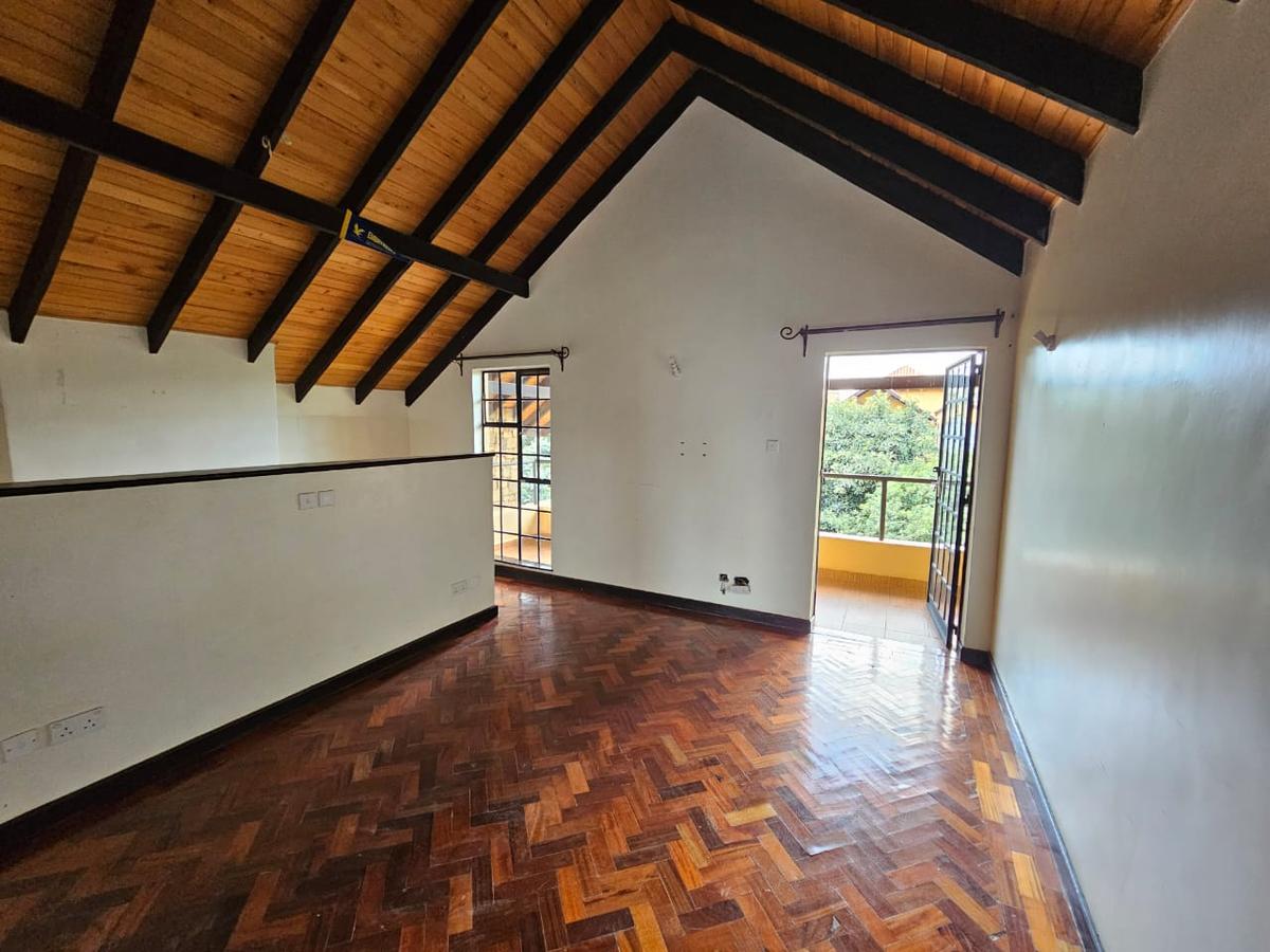 4 Bed House with En Suite in Karen - 8