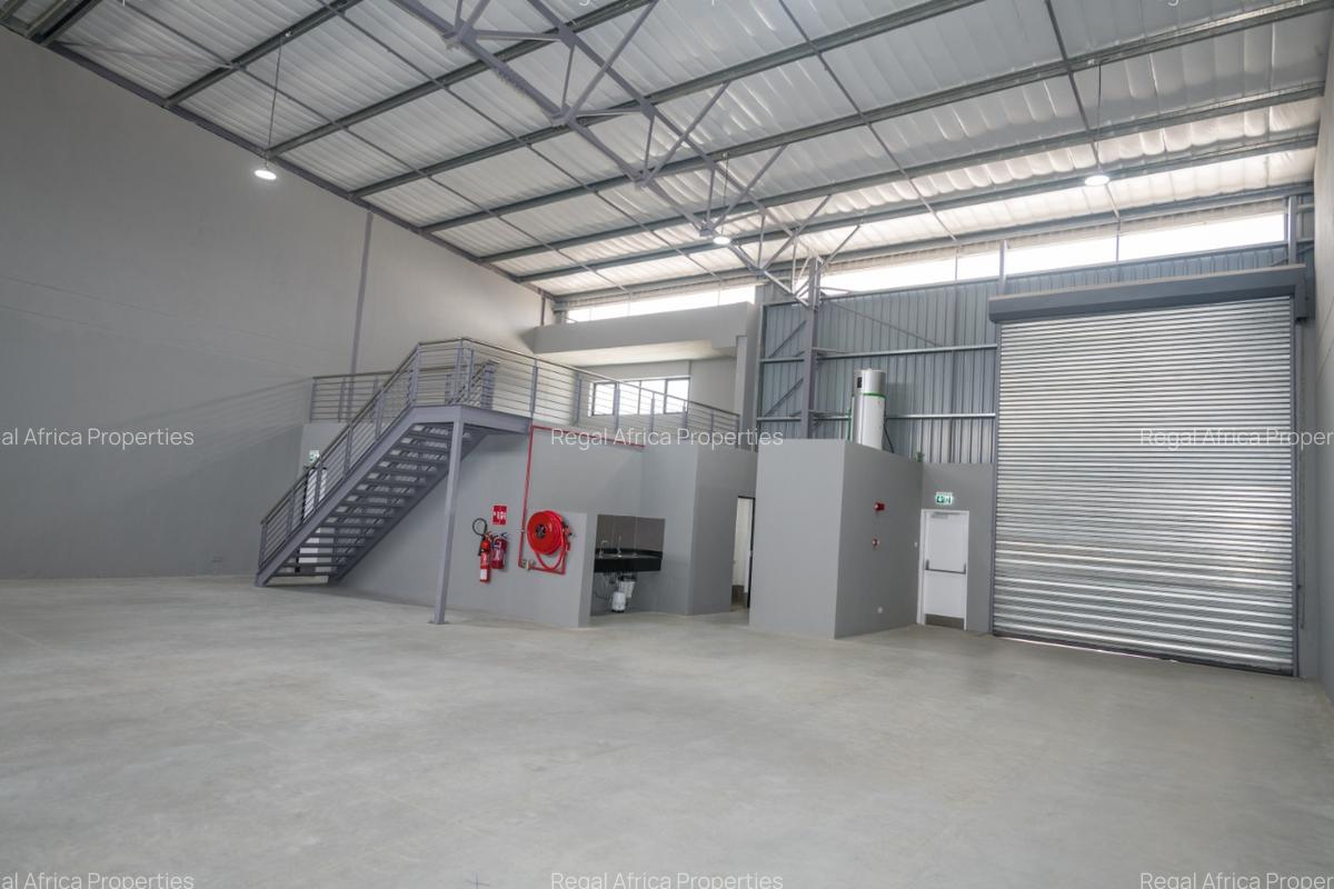 20,000 ft² Warehouse with Service Charge Included in Eastern ByPass - 8