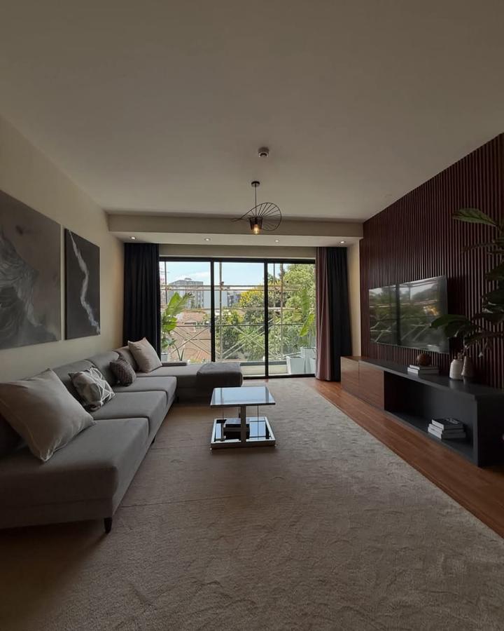 3 Bed Apartment with En Suite in Riverside - 1