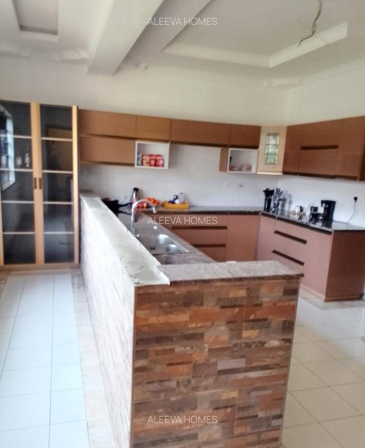 4 Bed House with En Suite in Karen - 7